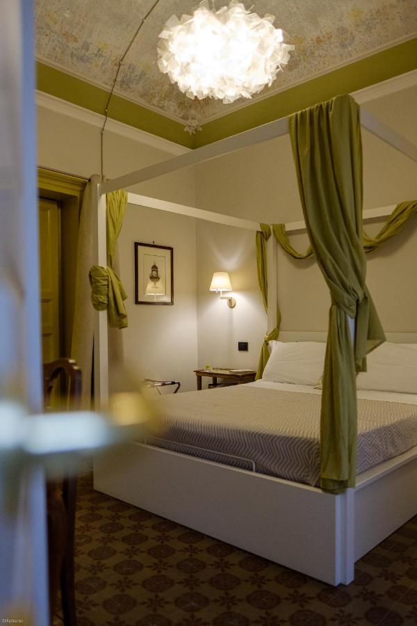 B&B Sekeles Suites And Spa Катания Екстериор снимка